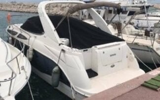 Bayliner 315 good condition. A Compact and fast BILD 1