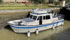 Husky Dane Electric 1000 (powerboat)