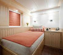 Pendennis Luxury sailing yacht 30mt BILD 8