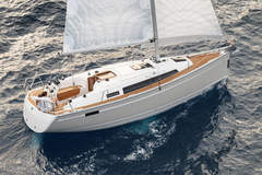Bavaria Cruiser 33 (sailboat)