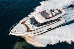 Ferretti Yachts 550 Celebre BILD 2