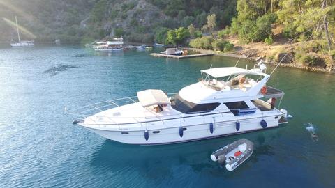 Motor Yacht Ayşe Sultan 1 BILD 1